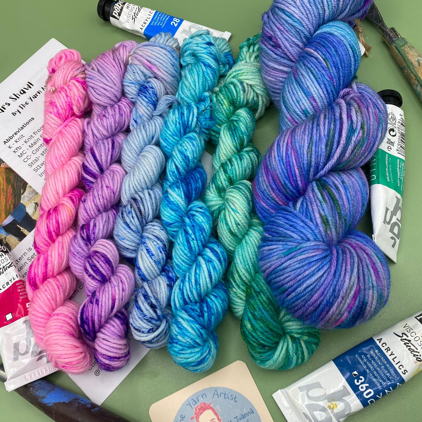 Kahlo's Colours Kits - 5 x 20g Mini Skeins & 100g with pattern - Merino DK